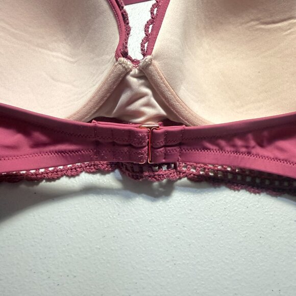 Shade & Shore Crochet Push-Up Bra 38D – Raspberry Textured Knit Bralette Style - Picture 3 of 5